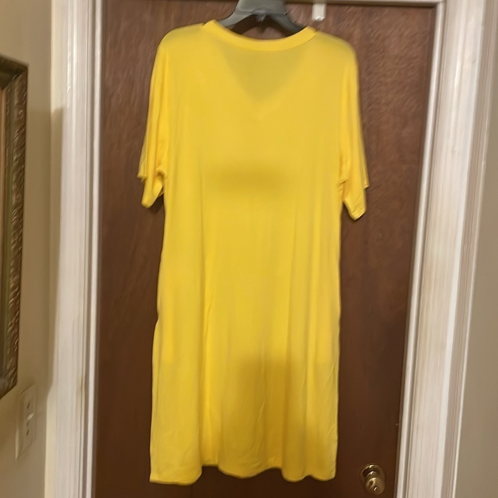 Shirt dress with side pockets - Picture 2 of 4